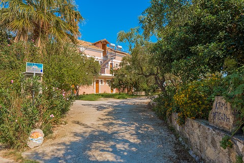 Kavos Psarou Studios Apartments - Psarou Zante Zakynthos